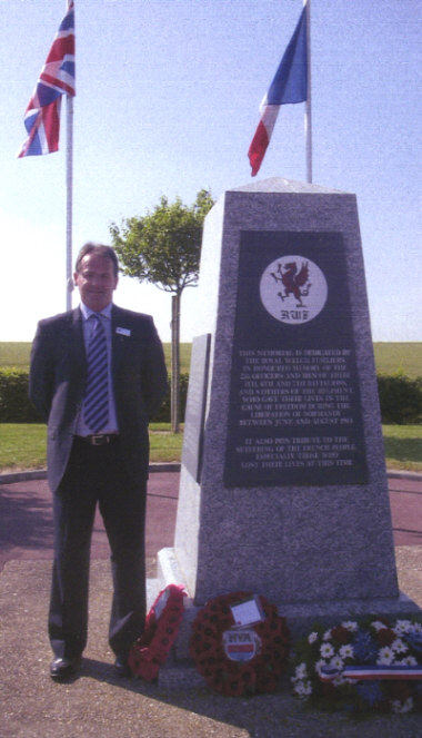 DAVID HUGHES, EVRECY 6/04